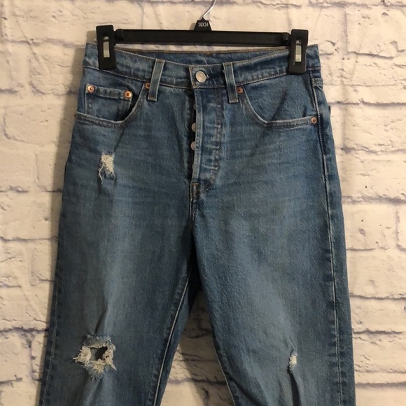 Levi’s 501 Cropped Straight Leg Denim Button Fly Distressed Sz 25 NWOT - Picture 2 of 9